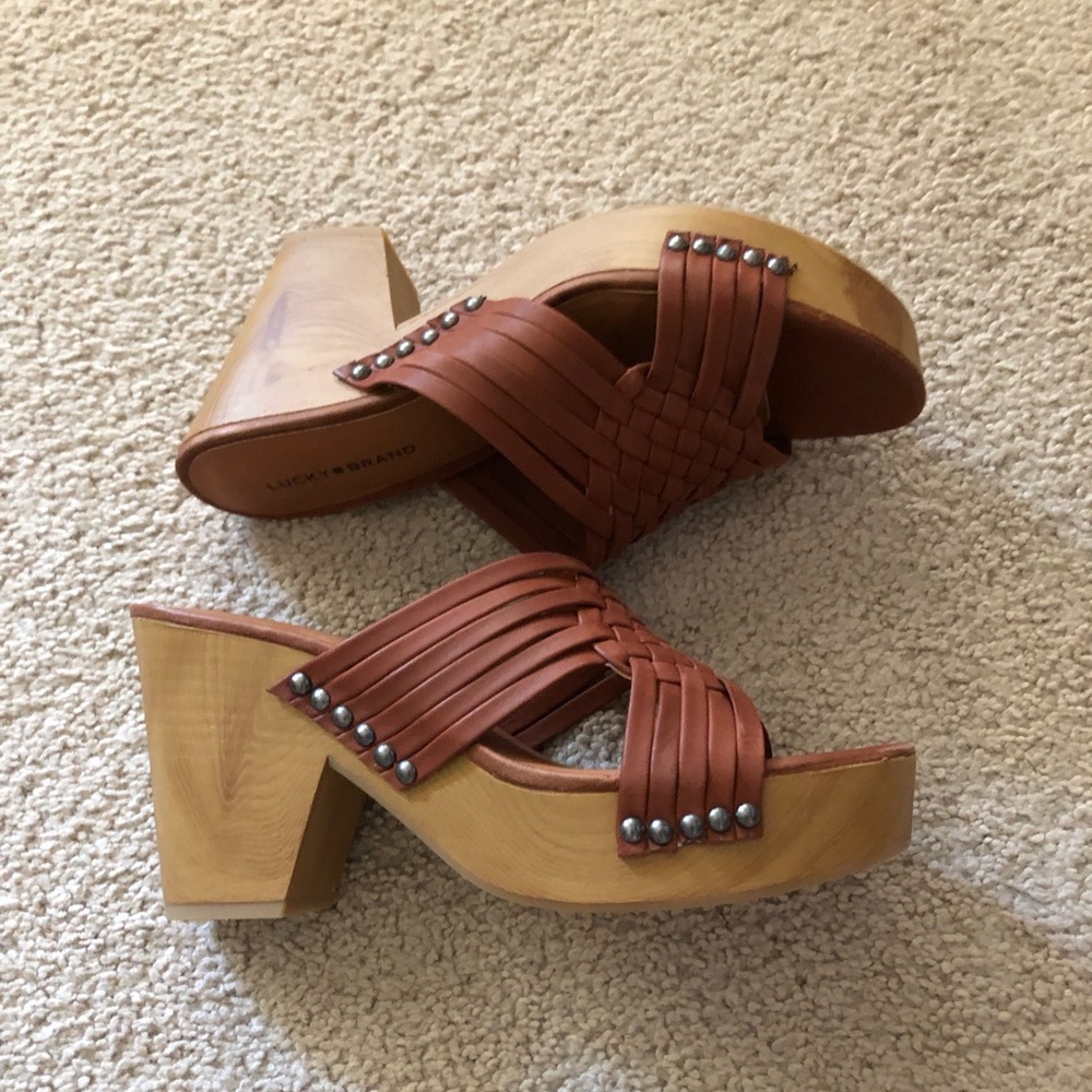 Lucky Brand Tellimi Platform Sandal - Picture 6 of 7